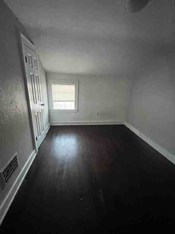 5520 Haverhill St - Photo 6 of 12