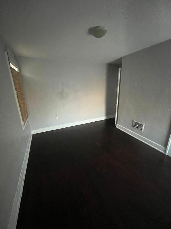 5520 Haverhill St - Photo 7 of 12