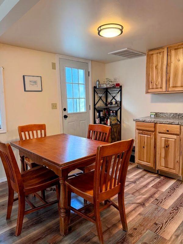 115 Bay Pkwy - Photo 3 of 20