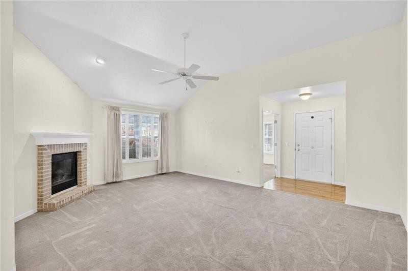 4522 Heathercove Pl - Photo 2 of 22