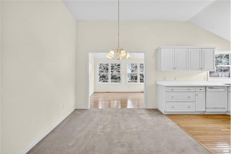 4522 Heathercove Pl - Photo 6 of 22