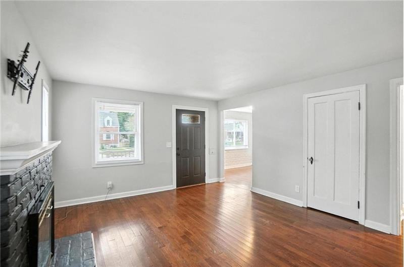 4123 Saint Johns Ter - Photo 4 of 23