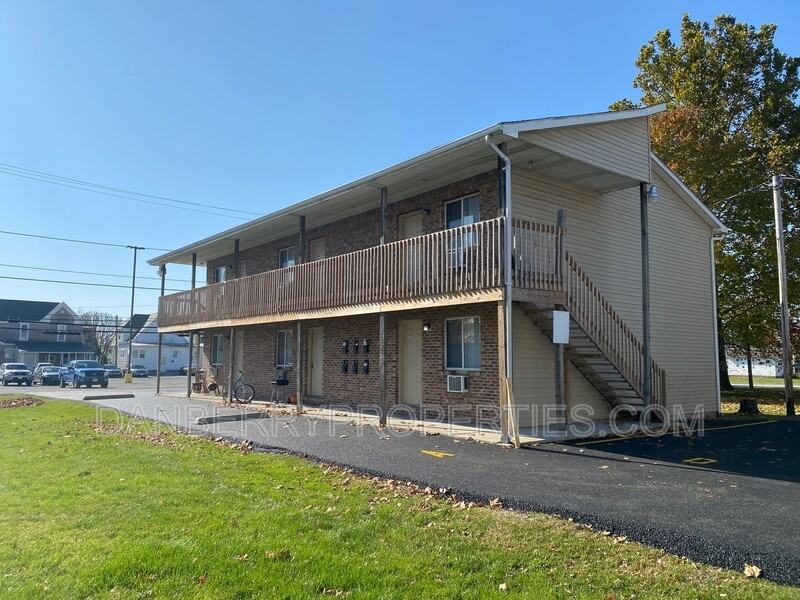 319 Frazer St - Photo 3 of 10