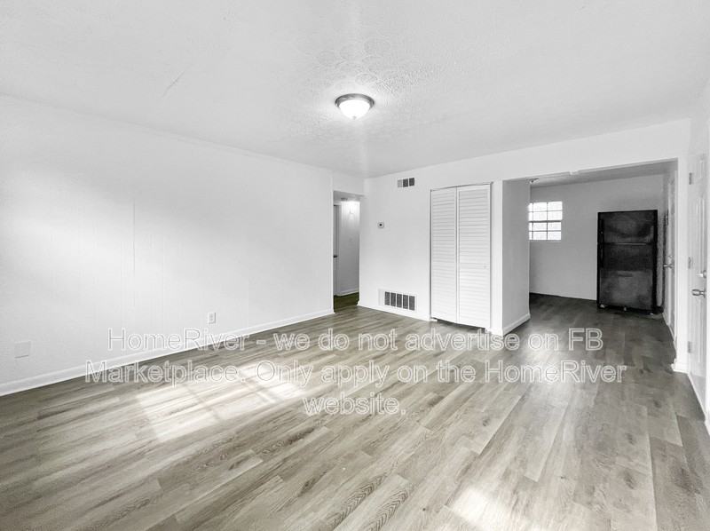 379 Atwood St Sw #4 - Photo 4 of 14