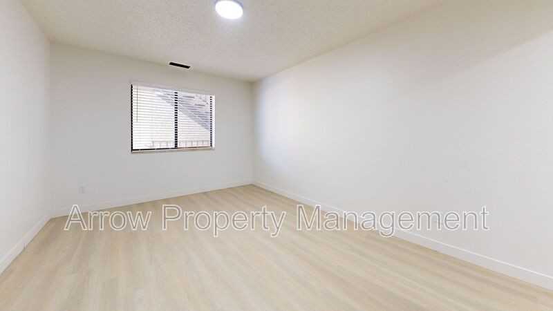 203 E Arbor Ave - Photo 6 of 12