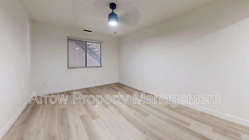 203 E Arbor Ave - Photo 7 of 9