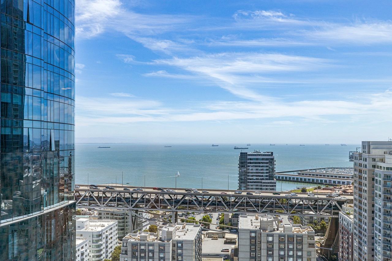 201 Folsom Street #16E - Photo 5 of 41