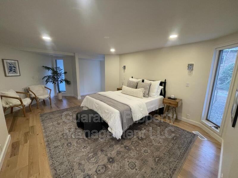 475 Saint Andrews Dr - Photo 3 of 15