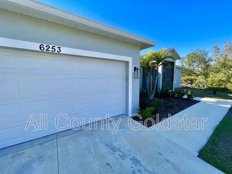 6253 Magee St - Photo 2 of 22