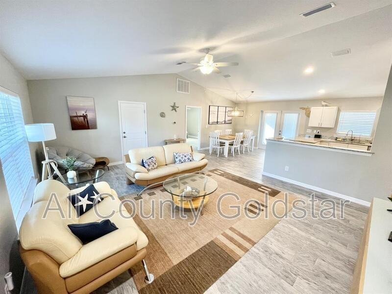 6253 Magee St - Photo 3 of 22