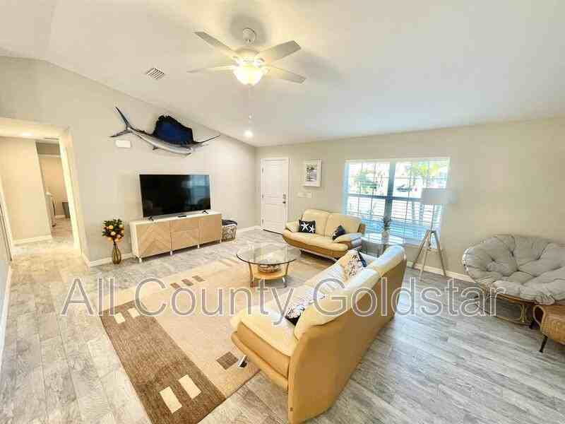 6253 Magee St - Photo 6 of 22