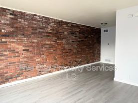 301 W Scarritt St #10 - Photo 1 of 1