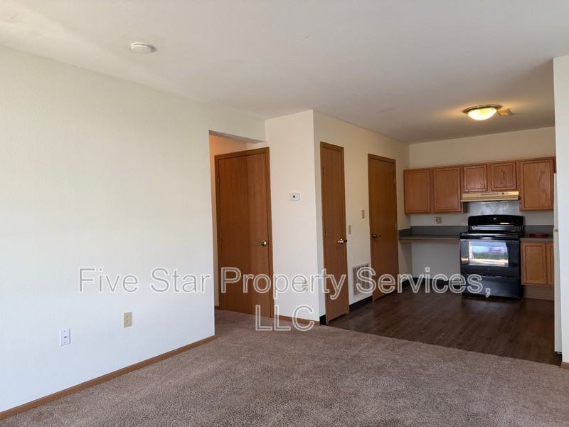 799 Titan Ct #770 - Photo 2 of 5