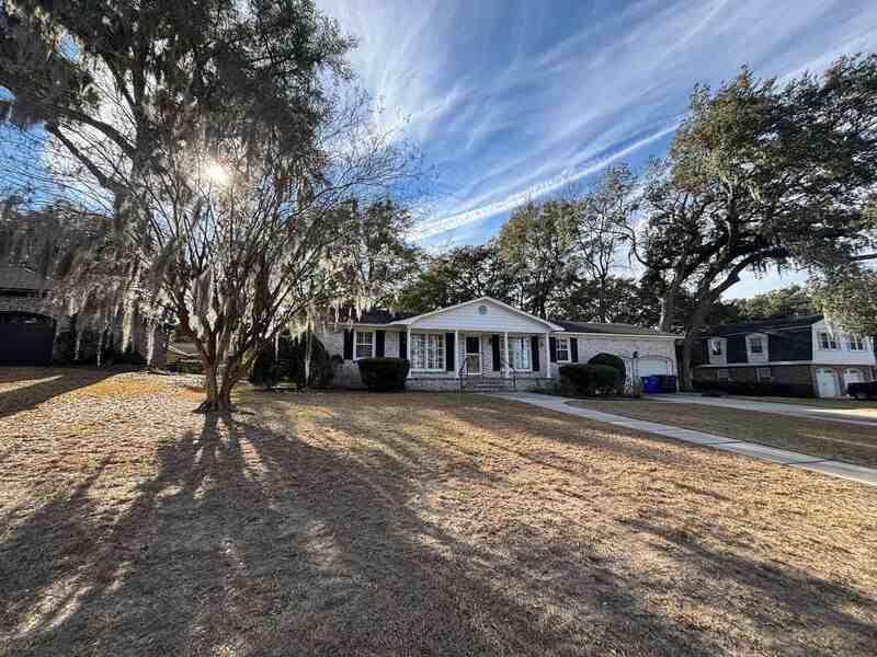 5327 Chantilly Ln - Photo 2 of 28