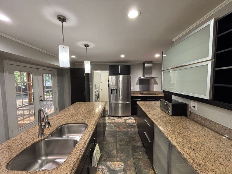 5327 Chantilly Ln - Photo 6 of 28