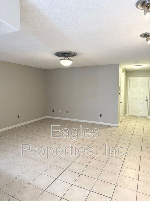 2002 Stephens Ct - Photo 4 of 16