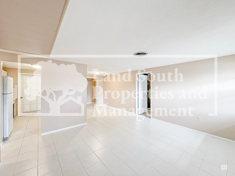 2126 Smithfield Pl #A - Photo 2 of 17