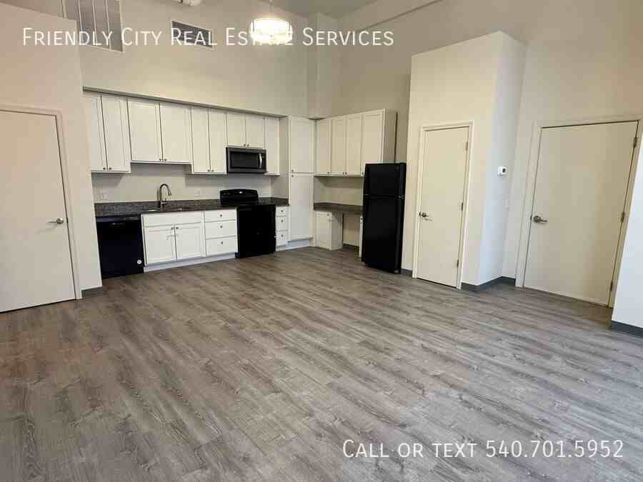 The Hilltop Apartments - Photo 6 of 14