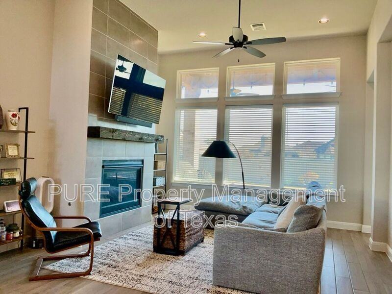 153 Benedum Way - Photo 3 of 22