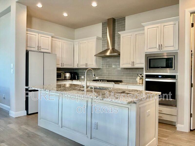 153 Benedum Way - Photo 6 of 22