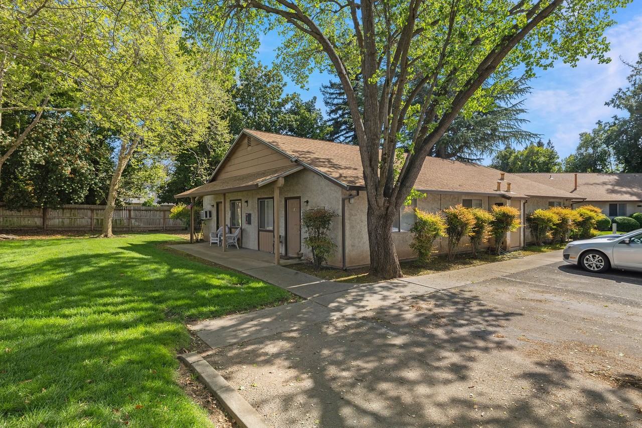 0959 - Lassen View Apartments - Photo 3 of 50