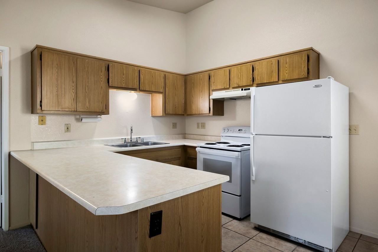 0959 - Lassen View Apartments - Photo 6 of 50
