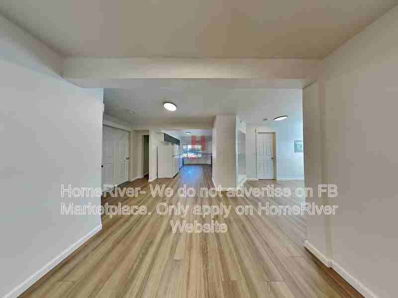 211 W Shannon Ave #1 - Photo 3 of 17