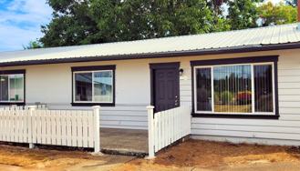 Refurbished 2 Bed 1 Bath with W/D in unit - Photo 1 of 1