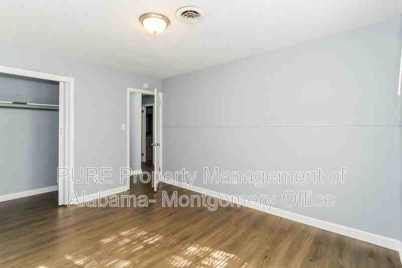 1944 Nordan Ln - Photo 4 of 21