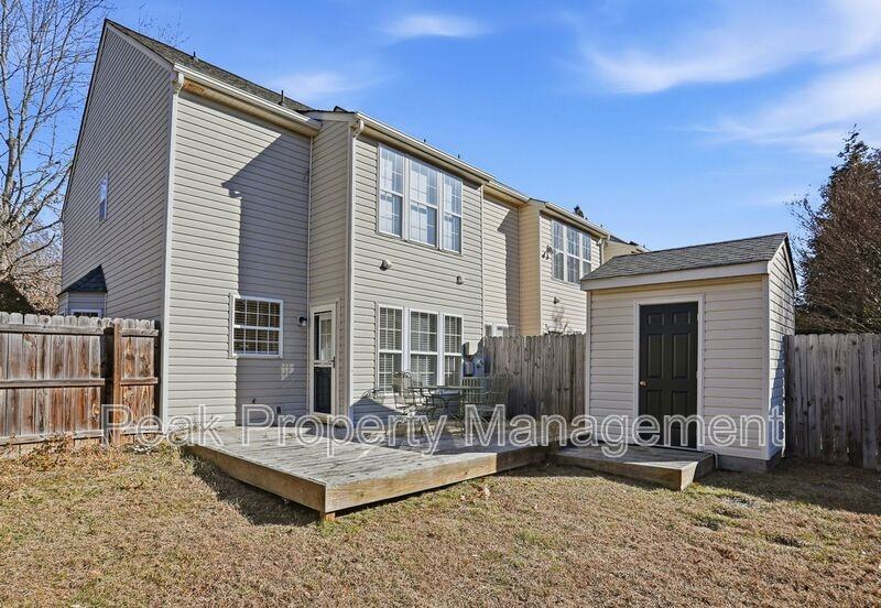 2930 Queensland Dr - Photo 4 of 22