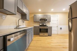 529 Adams St #3 - Photo 1 of 1