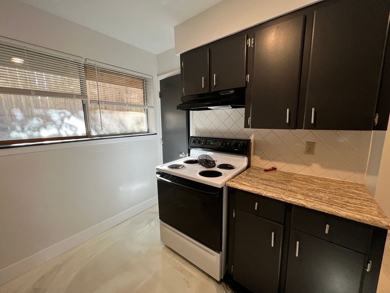 Library Place Apartments - Photo 5 of 19