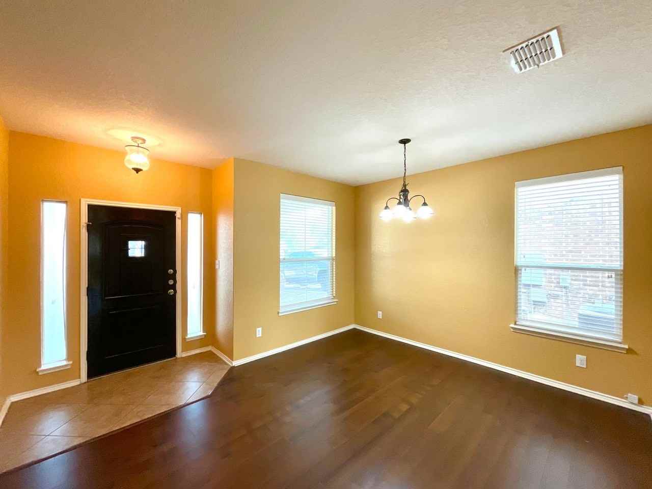 12114 Sugarberry Way - Photo 7 of 42