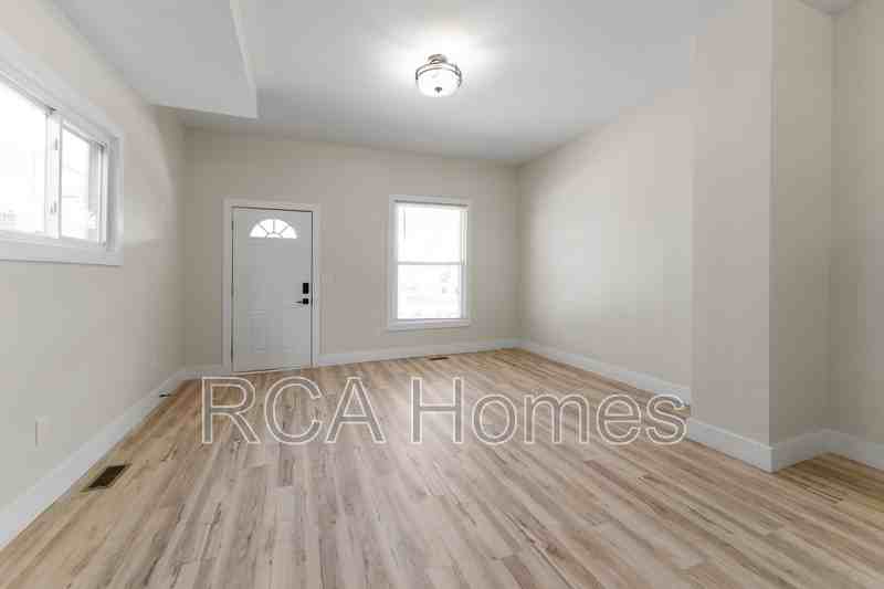 238 Eastern Ave - Photo 6 of 13