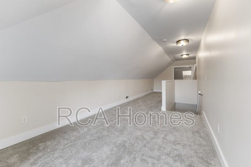 238 Eastern Ave - Photo 7 of 12