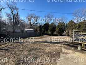 511 Holly Ln - Photo 1 of 1