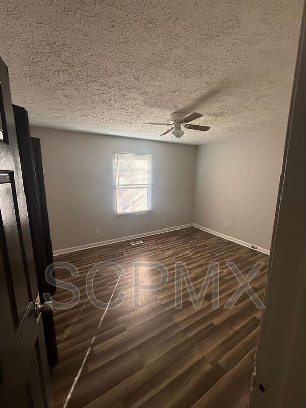 5914 Amberly Ln - Photo 2 of 6