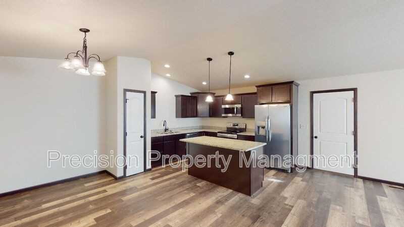 571 Westwind Rd - Photo 2 of 12