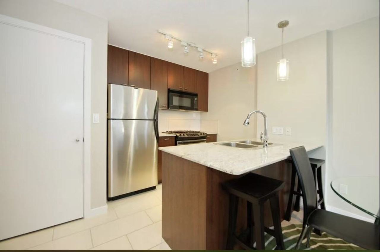 7000 Hall Avenue - Photo 3 of 13