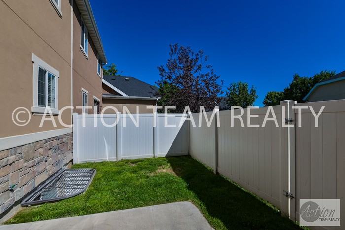 13533 S Venicia Way - Photo 5 of 30