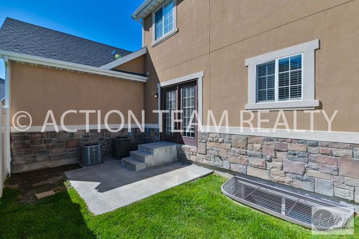 13533 S Venicia Way - Photo 6 of 30