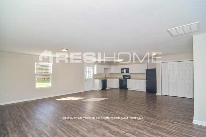 108 Lockport Dr - Photo 4 of 25