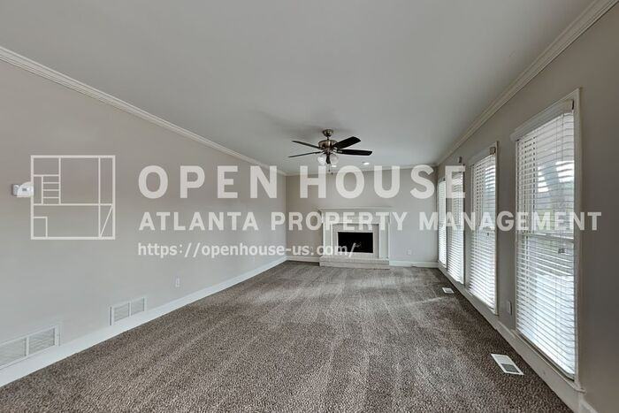 2875 Wood Park Trce Nw - Photo 4 of 22