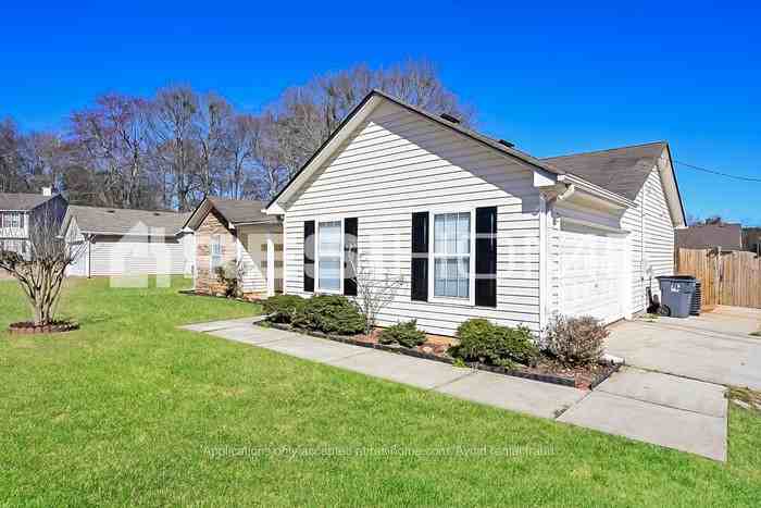 722 Kaylors Mdw - Photo 2 of 18