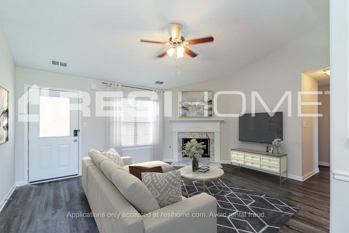 722 Kaylors Mdw - Photo 6 of 18