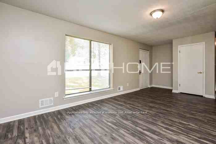 3106 Chippewa Dr - Photo 4 of 24