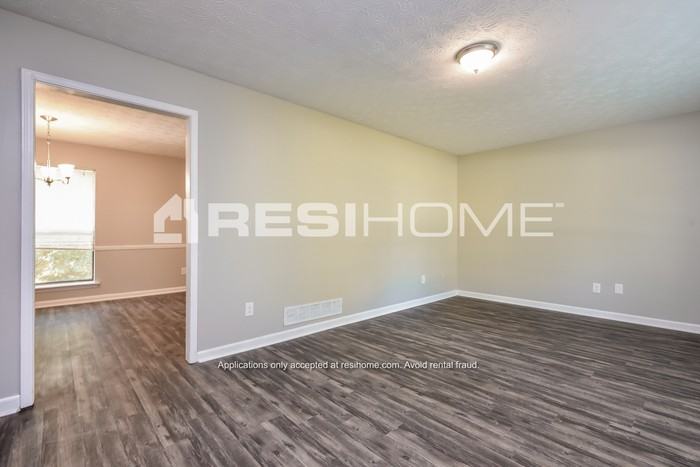 3106 Chippewa Dr - Photo 5 of 24