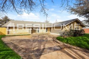 featured image of 2421 Nw 113th Pl