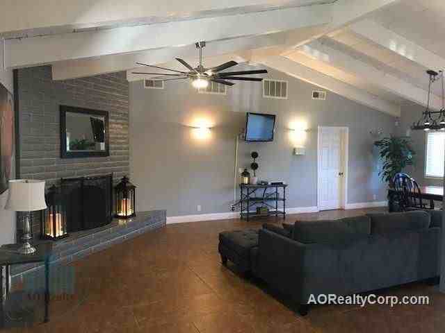 Shasta Villa Apartments - Photo 5 of 28