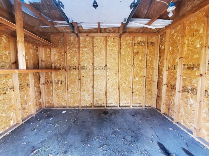 301 Leonard Ave - Photo 6 of 21